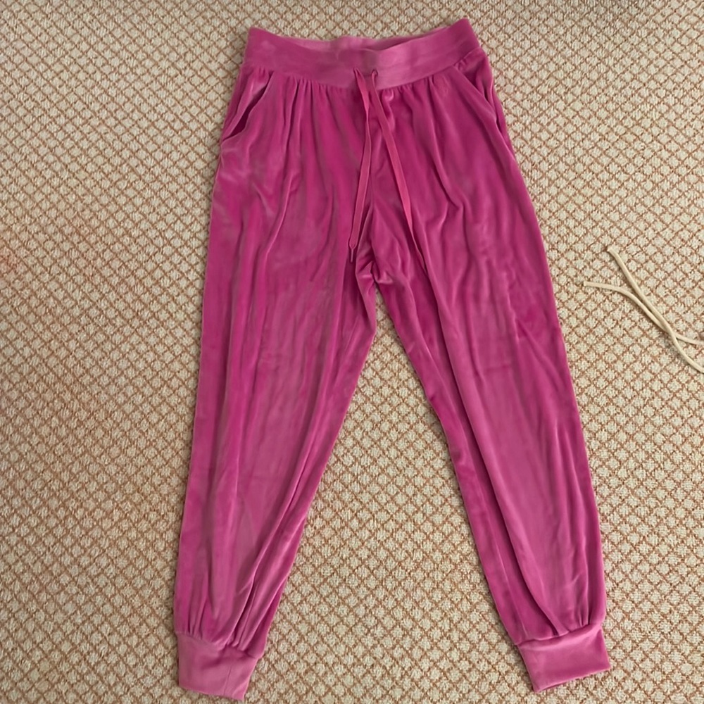 These are such cozy sweatpants! They have been used but not in bad condition.